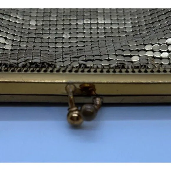 Vintage Whiting & Davis Gold Mesh Evening Bag Purse Clutch Formal Wedding 1950s - Picture 5 of 16